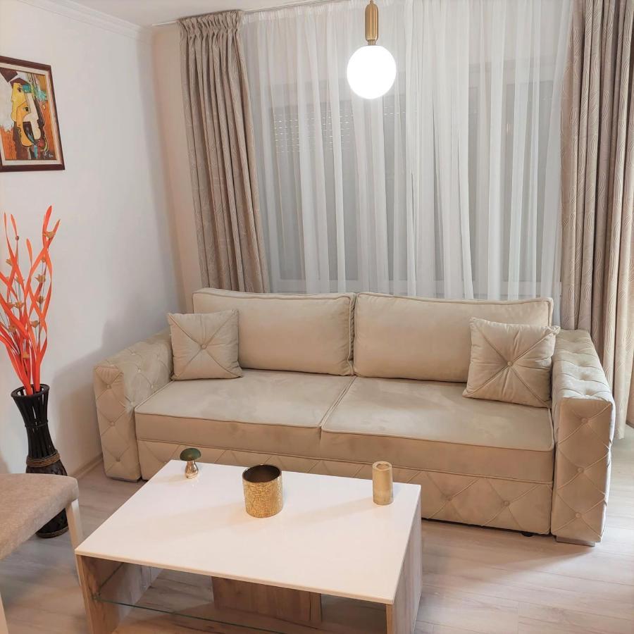 City Lux Square Apartments Skopje Exterior photo