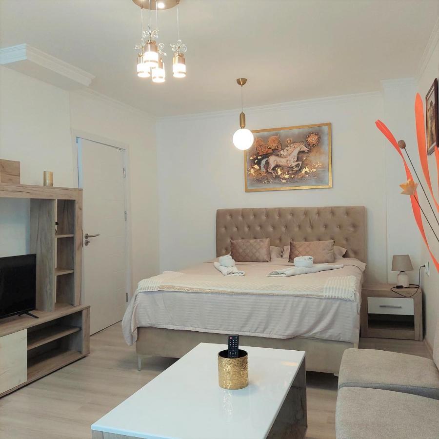 City Lux Square Apartments Skopje Exterior photo